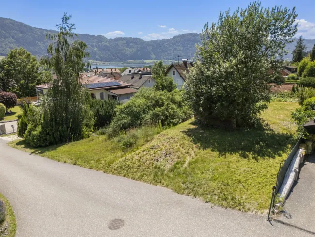 Ihr privater Logenplatz über dem Ossiacher See - Titelbild