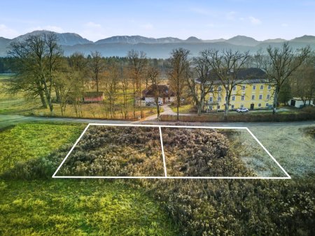 Sonnige, ebene Baugrundstücke ohne Bebauungsverpflichtung