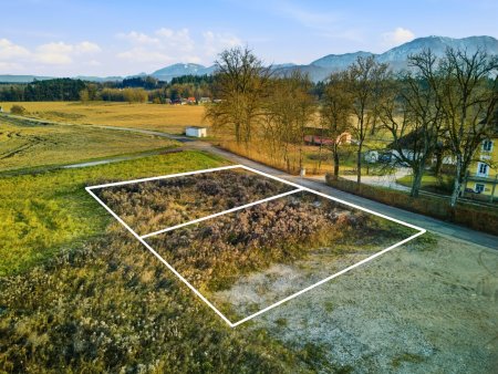 Sonnige, ebene Baugrundstücke ohne Bebauungsverpflichtung