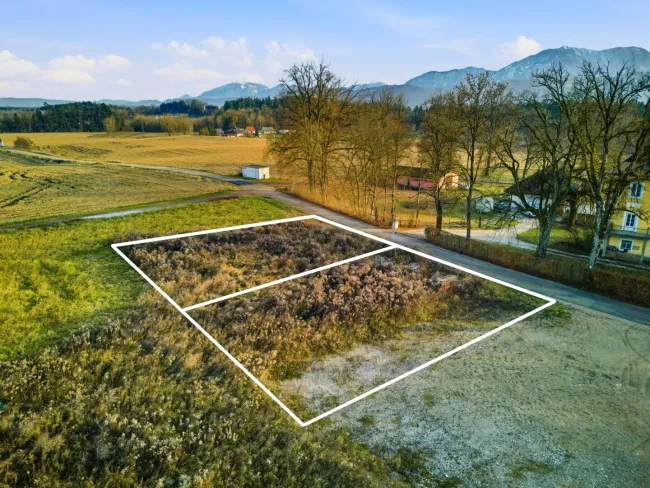 Sonnige, ebene Baugrundstücke ohne Bebauungsverpflichtung - Bild