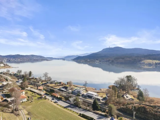 Sonniges Einfamilienhaus in 2. Seereihe - Bild
