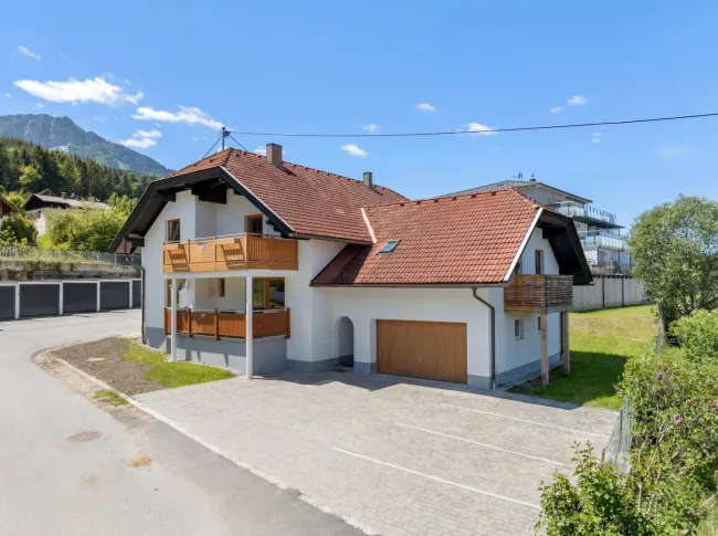 Pogöriach: Mehrfamilienhaus ++++ Sonniges Zinshaus in Faaker See Nähe ++++ - Titelbild