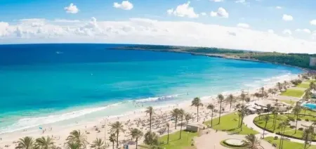Strandnahe Meerblick Wohnung mit 3 Schlafzimmer und Mega- Terrasse / Renovierungsbedürftig