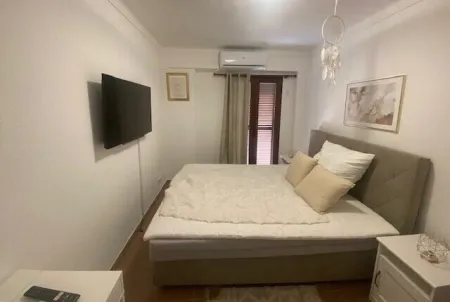 Sonnige Wohnung in 1. Meereslinie mit Hafenblick in Cala Ratjada - Bild