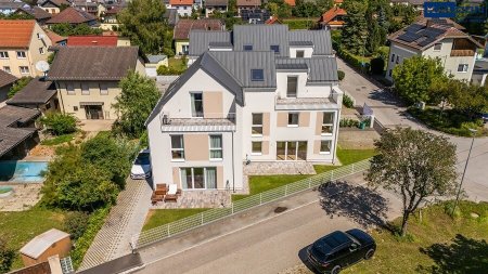 Sofort einziehen: Hochwertig ausgestattete 204m² Wohnung mit Garten | Vollklimatisiert (Daikin) | KFZ-Stellplätze + Lademöglichkeit E-Autos | PROVISIONSFREI