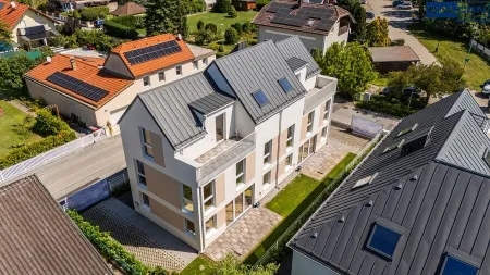 Schlüsselfertige 148m² Traumwohnung mit Eigengarten | Ziegelmassiv-Bauweise | KFZ-Stellplätze + Lademöglichkeit E-Autos | PROVISIONSFREI