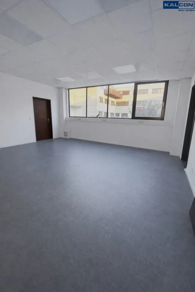Modernes Büro in 1230 Wien | inkl. Lagerfläche | 1 PKW-Stellplatz | Top Lage - Titelbild