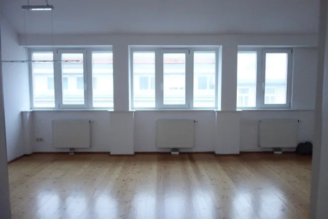 Charmante 2-Zimmer Wohnung mit Terrasse in 1110 Wien – gepflegt und top ausgestattet! - Bild