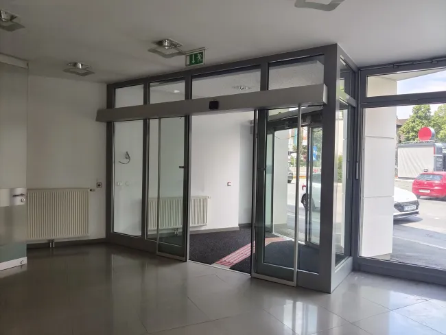 Gewerbefläche EG