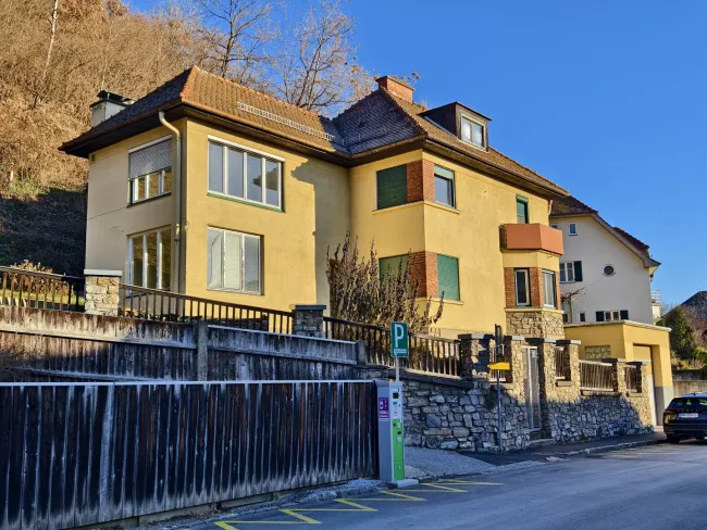 Provisionsfrei für Käufer – vielseitige Stadtvilla mit großem Potenzial in Bruck an der Mur! - Titelbild