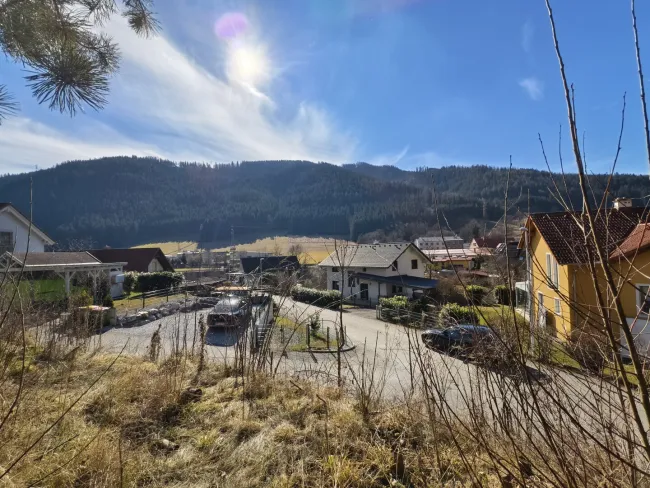 Sonniges Baugrundstück in Kapfenberg in erhöhter Lage - provisionsfrei für die Käufer! - Bild