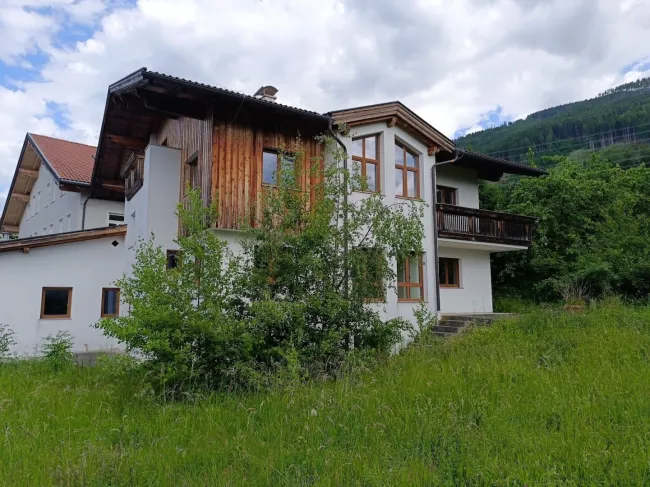 Große Chance!! Zweifamilienhaus ideal auch für Praxis, in Rinn, mit 1800 qm großen Grundstück!! - Bild