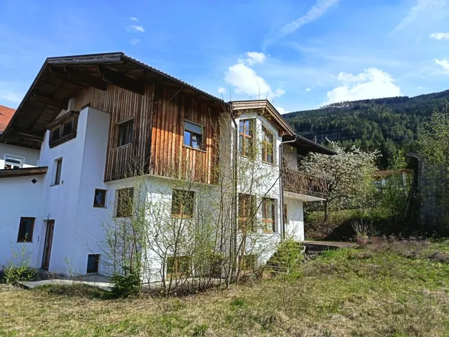 Große Chance!! Zweifamilienhaus ideal auch für Praxis, in Rinn, mit 1800 qm großen Grundstück!! - Titelbild