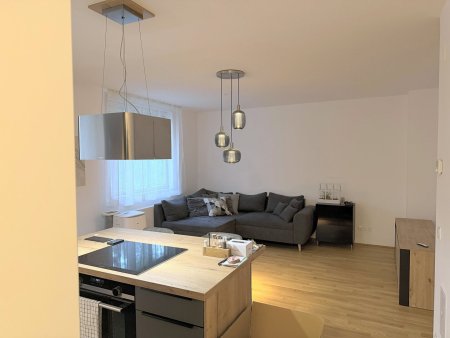 Wohnen wie neu – 73 m² 3-Zimmer mit Designerküche & Lift, Nähe Bahnhof Floridsdorf
