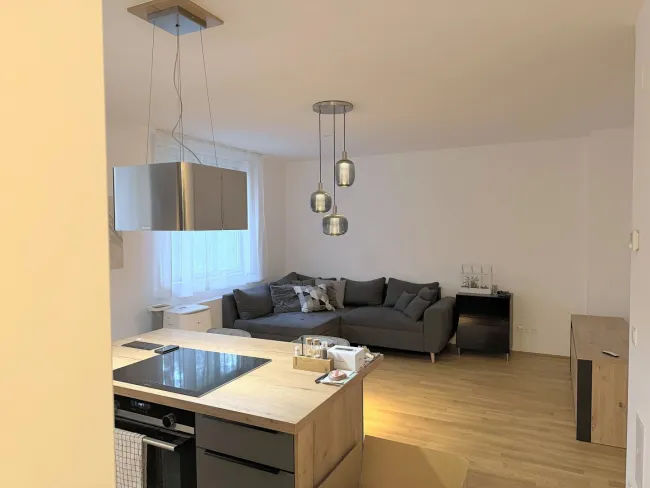 Wohnen wie neu – 73 m² 3-Zimmer mit Designerküche & Lift, Nähe Bahnhof Floridsdorf - Bild