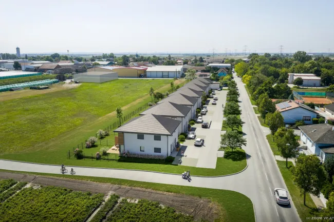 Wohnen in Raasdorf Doppelhaushälften mit Garten, 4,5 Zimmer, 110 m² – 2 Stellplätze - Titelbild