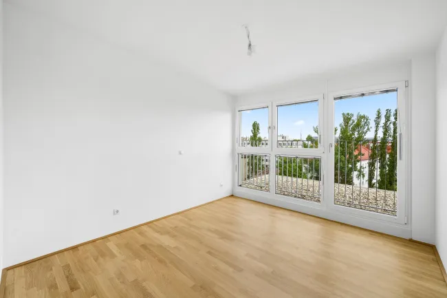 Moderne 2-Zi DG-Wohnung mit Terrasse (top 54) - Bild
