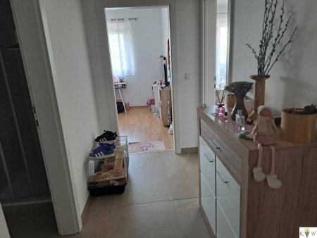 Sonnige 2 Zimmerwohnung mit Balkon!