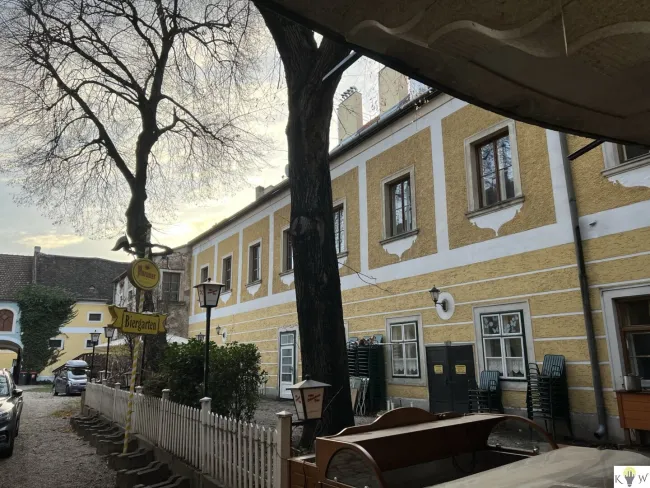 IDEAL für HOTELIERS! Herrschaftliche Liegenschaft im Zentrum von Bruck an der Leitha - Bild