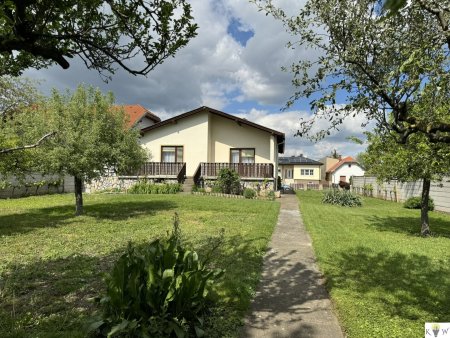 REDUZIERT! Ideales Wohnhaus mit großem sonnigen Grund für Sie und Ihre Familie!