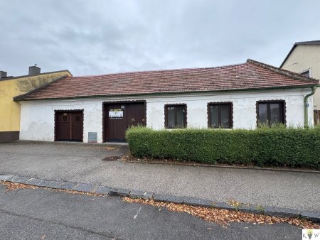 Historisches Anwesen mit 1.457m² großem Grundstück in Kittsee – ideal auch für Bauträger