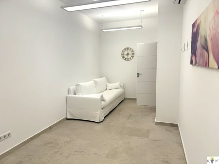 Praxisraum in moderner Gemeinschaftspraxis – Frauenkirchen