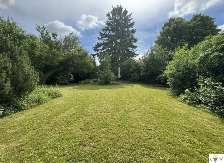 Einfamilienhaus in Frauenkirchen! 5 Zimmer | Zentral gelegen | Idyllischer Garten | Klimatisiert - Bild