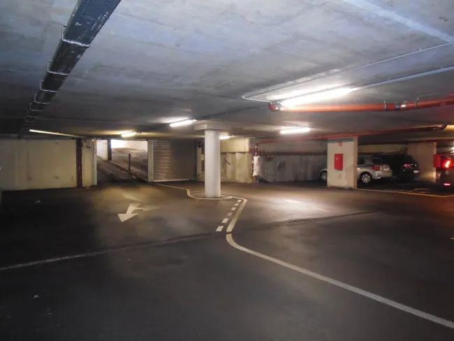 Spengergasse - KFZ- Abstellplatz (Tiefgarage) - Bild