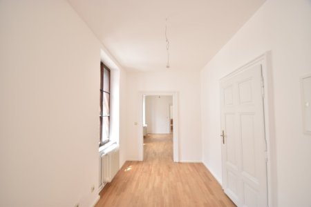 Eingangsbereich - Schöne und Helle 3 Zimmer Altbauwohnung nahe der Linzergasse Miete Rechte Altstadt Salzburg