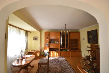 Wohnbereich - Renovierungsbedürftiges und geräumiges Haus mit Geschäftslokal Kauf Aigen Salzburg