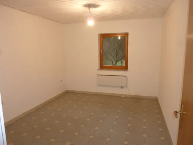 Schlafzimmer - 2 Zimmer Wohnung mit Balkon und PKW-Stellplatz Miete Grödig Salzburg
