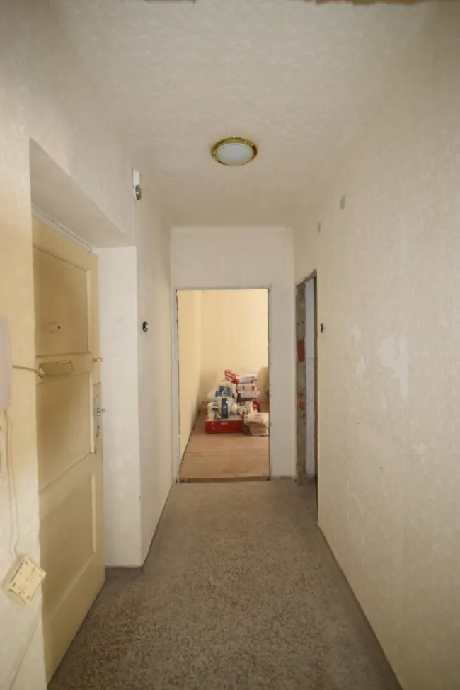 Wohn-Essbereich - Renovierungsbedürftige 2 Zimmer Wohnung im Naturparadies Kauf Großveitsch Steiermark