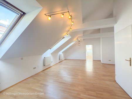 Unter € 3.550/m² beim Bahnhof Floridsdorf | 72 m² DG-Wohnung, 2 Zimmer, sofort beziehbar