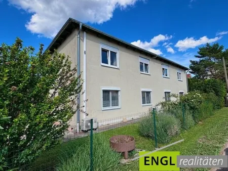 Haus mit 3 Wohnungen