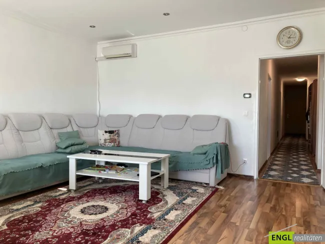 Wohnzimmer Wohnung DG