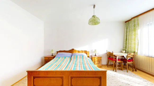 Gästezimmer 1 (EG)