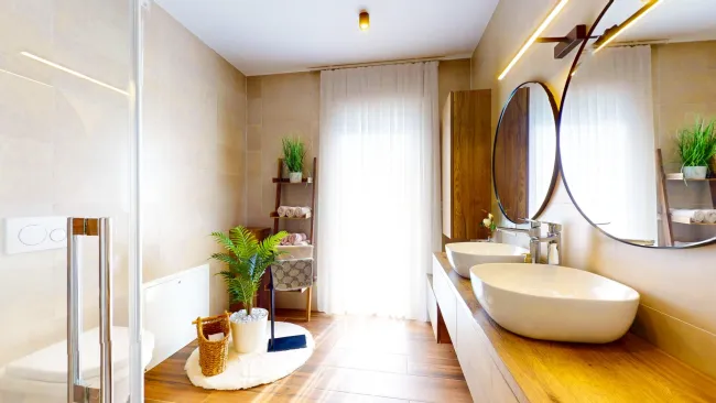 Badezimmer (OG)