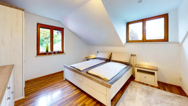 Schlafzimmer 2