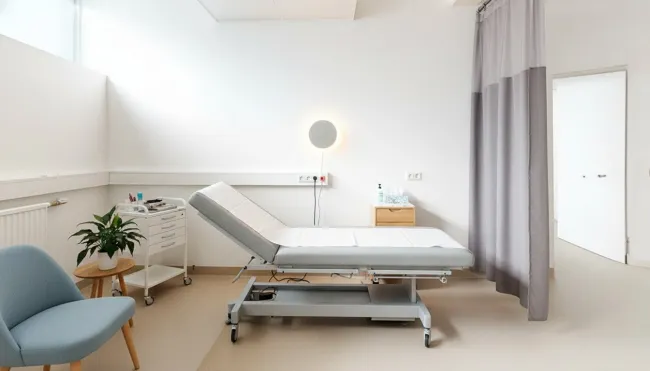 Ausstattungbeispiel Behandlungsraum 4