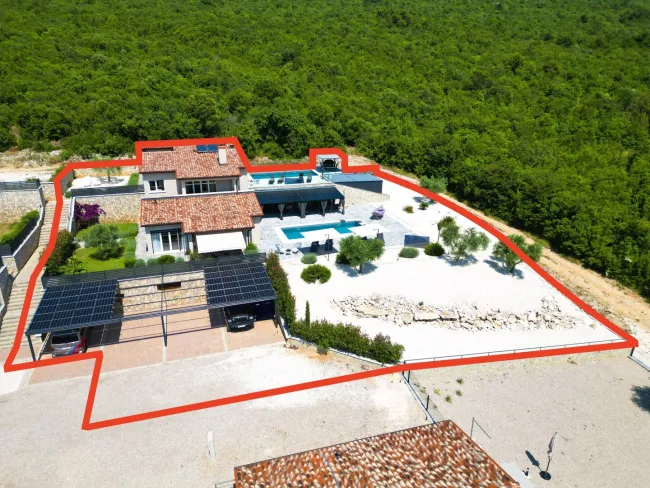 Sonnenliegen mit Meersicht - Haus unten