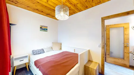 Schlafzimmer 2