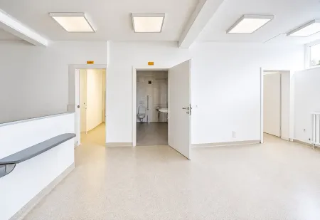 Eingangsbereich/Empfang/Wartebereich