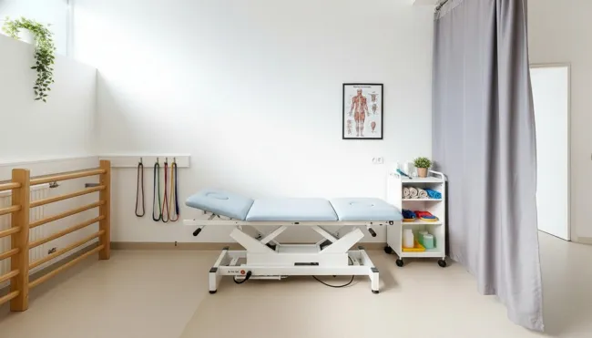 Ausstattungbeispiel Behandlungsraum 4