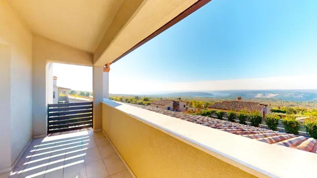 Balkon mit Meerblick