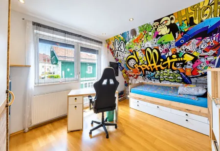 Zimmer 1 (OG)
