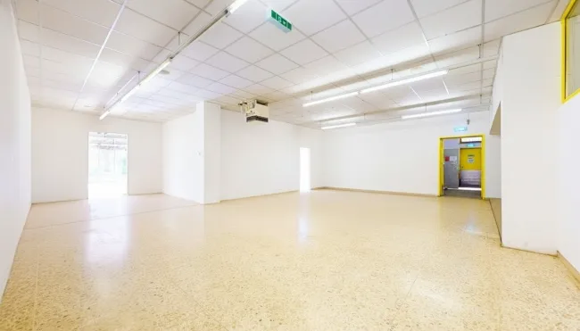 Verkaufsraum hinten
