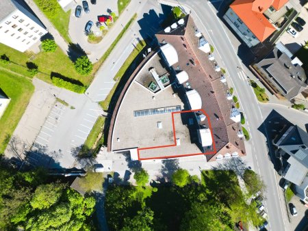 Luftbild mit eingezeichnetem Objekt
