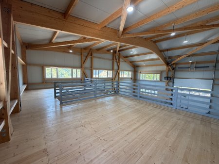Moderne Halle in St. Pölten I 280 m² I Erstbezug I vielseiti nutzbar I eigene Stellplätze