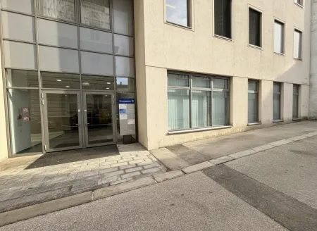 Neuwertige Büro/Praxis in St. Pölten I Nähe Bahnhof I 208 m² I Terrasse