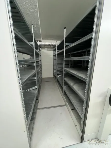 Zentrale Lagerfläche 115 m² in St. Pöltner Innenstadt - mit Lift & guter Zufahrt